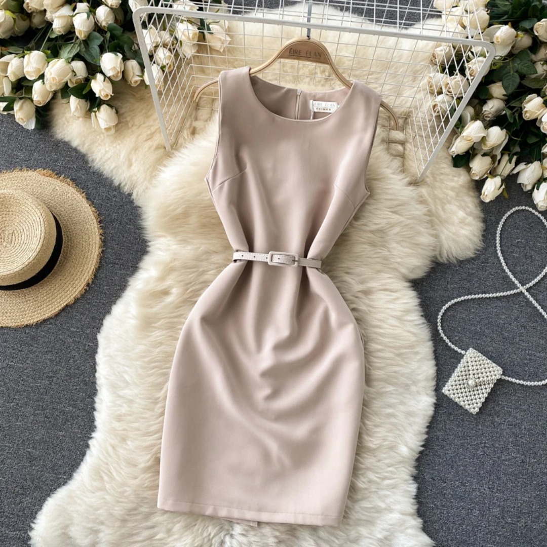 Maya – Sleek Grace Dress