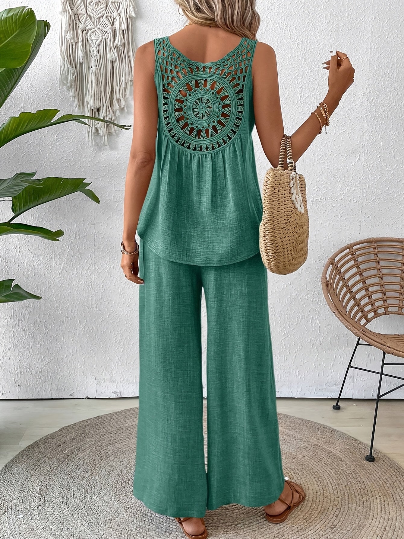 Regina – Crochet Back Lounge Set